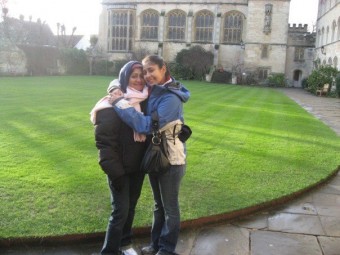 Johana and her mother at the University of Oxford