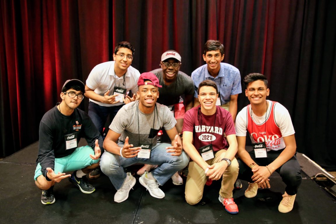 LJ (bottom row, second from the left) connecting with fellow young leaders during Coca-Cola Scholars Weekend.