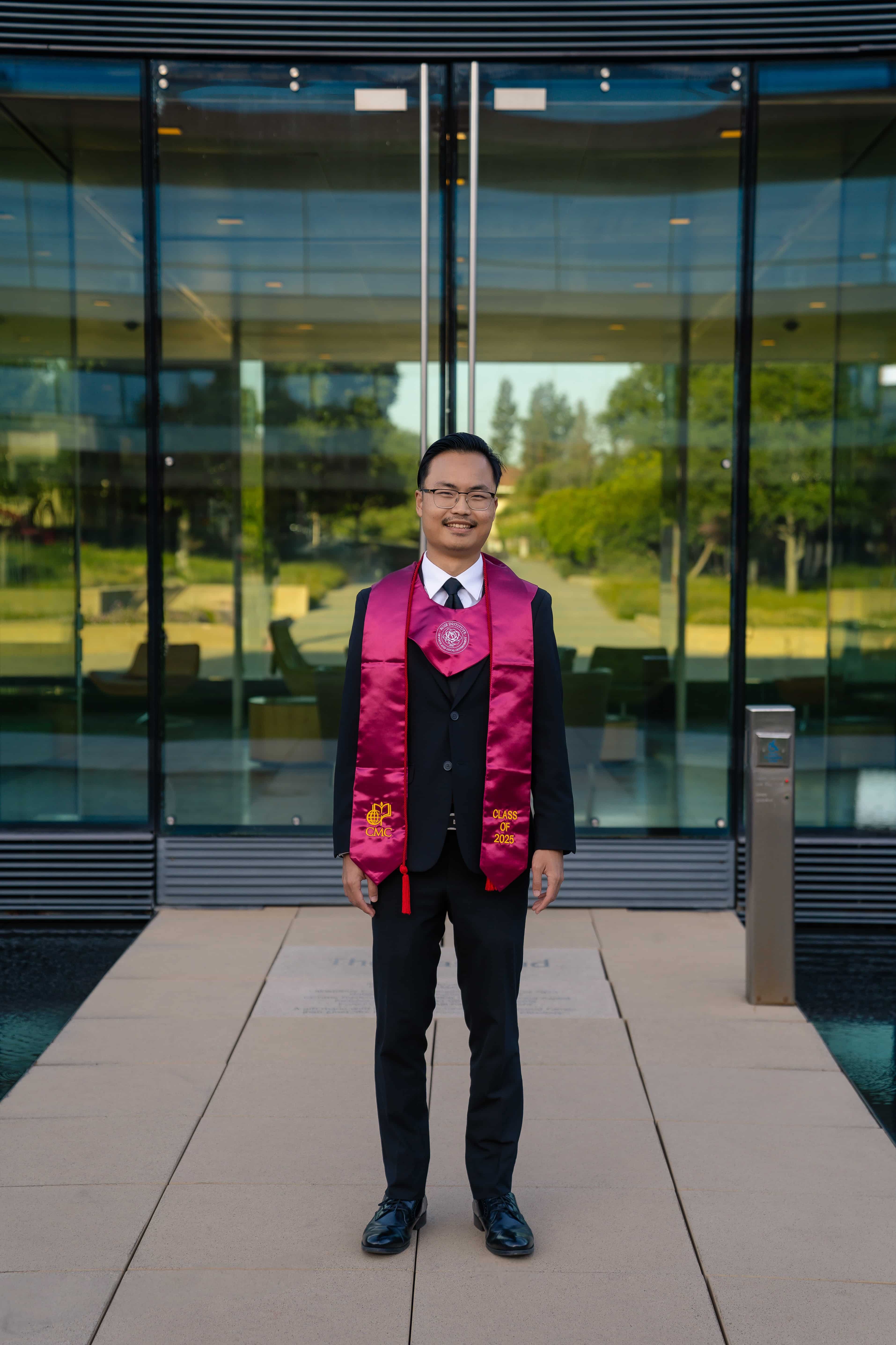 What's next: Moving from the Los Angeles area to New York City, Joseph will be working as a Ratings Associate at Moody's Ratings covering Municipal Debt Products.